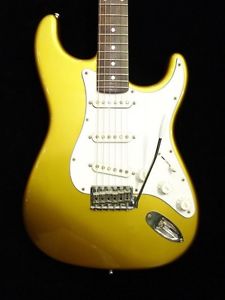 Sonic Stratocaster Type Gold Electric Free Shipping