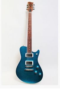 Brillbate ARYNE Blue Sparkle w/hard case F/S Guiter Bass From JAPAN #Q652