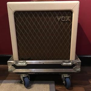 Vox Heritage AC15H1TV 15 watt Guitar Amp W/ SafeCase