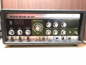 Roland RE-201 Space Echo fully working condition.