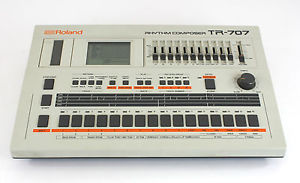 Roland TR-707 Rhythm Composer Drum Machine TR707