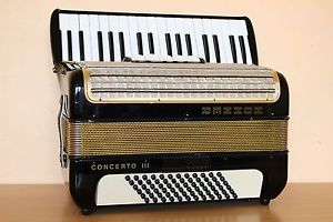 Accordion Hohner Concerto III 72 bass Akkordeon Fisarmonica + Case Free Shipping