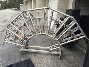 Tomcat Stage Truss 12 Piece Circle - Nice!
