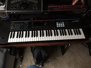 Roland JUNO DS61 DS-61 Synthesizer Workstation Keyboard 61-Key