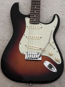 Fender American Deluxe Stratocaster (3-Tone Sunburst) Electric Free Shipping