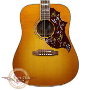 Used Gibson Hummingbird Dreadnought Acoustic Guitar Heritage Cherry Sunburst