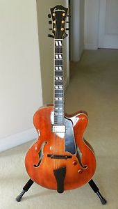 Eastman AR580CE-HB Honeyburst Archtop - perfect fretboard - warm jazz sound
