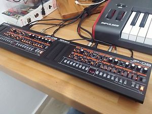ROLAND JP-08  X 2  (8 polyphony - JUPITER 8 boutique)