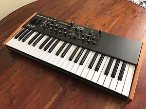DAVE SMITH INSTRUMENTS MOPHO SE ANALOG SYNTH SPECIAL EDITION MINT