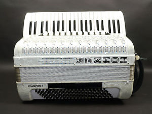Akkordeon , Hohner , Champion T , 120 Bass