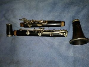 Vintage, Rare, pre R13  Buffet wood (matching #'s both pieces) Bb clarinet