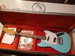Fender Classic '65 Mustang Electric Guitar