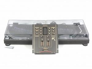 Technics SL-1200MK5SH-EX1200 2 pcs DJ Set turntable  O2228943