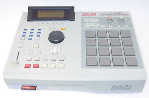 Akai MPC 2000XL 32MB CF Cardreader überholt mit Gewährleistung. Topzustand!