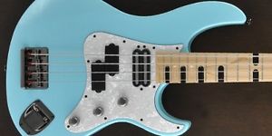 YAMAHA Japan ATTITUDE LTD III 3 Billy Sheehan Model Sigu Signature BASS Blue