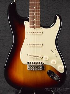 Fender Classic Series' 60s Stratocaster -3 Color Burst - Made in 2010 Electric