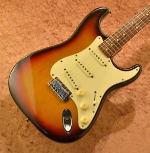 Fender Stratocaster 1972 Electric Free Shipping