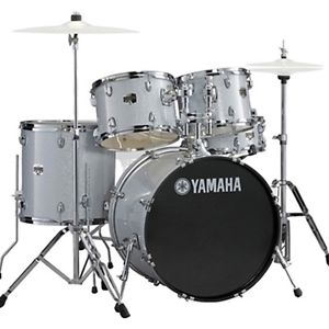 Yamaha GigMaker 20 inch Fusion Drum Kit -Silver Glitter