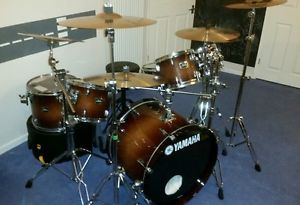 yamaha tour custom drum kit (compleat kit)