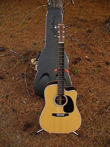 2016 MARTIN DC28E CENTENNIAL DREADNOUGHT ACOUSTIC ELECTRIC GUITAR MINT UNPLAYED