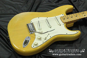 Fender 1973 Stratocaster "Blond Finish" Used  w/ Hard case