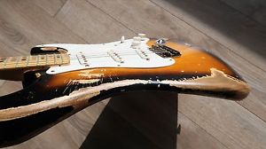 54 Fender Stratocaster relic reissue