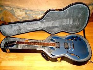 MINT Gibson LE Guitar USA Midtown Standard Traditional – PELHAM BLUE w/hard case