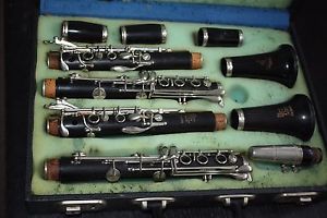 BOOSEY & HAWKES EDGEWARE CLARINET PAIR INC  DOUBLE CASE