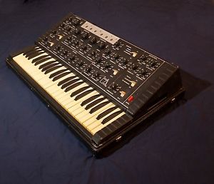 80 Ver la vendimia temprana. MODO ácido analógico Polivoks sintetizador MIDI...