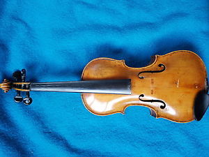 BEAUTIFUL OLD VIOLIN,,,STAINER STAMP