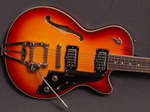 Duesenberg Starplayer TV - Rebound, Fireburst  incl. Koffer