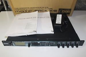 Yamaha Motif Rack XS Tone Generator MIDI Rack Keyboard IN BOX!