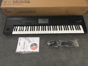 KORG  Krome 73-Key Synthesizer Workstation
