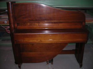 Aufrecht stehender Flügel / Klavierflügel Art Deko "RIPPEN"-PIANO KLAVIER SELTEN