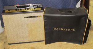 Vintage MAGNATONE ESTEY M6 w/Cover & Pedal Guitar/Instrument Amp/Amplifier J0307