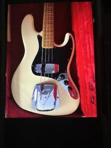 Vintage Fender American Jazz Bass 1977