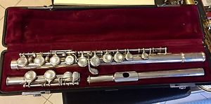 Flauto traverso Yamaha YFL 411 925 Meccanica mi snodato, Sol non in linea