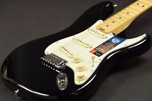Fender American Elite Stratocaster Maple Fingerboard Mystic Black Electric