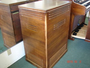 LESLIE SPEAKER 715 TWO, 2-SPEED, EXCELENT CONDITION