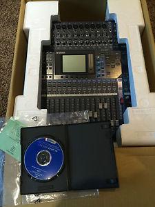 Yamaha 01v 96 VCM digital mixer  with all packaging and CD