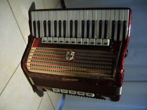 Weltmeister Akkordeon Schifferklavier Ziehharmonika 120 Bässe
