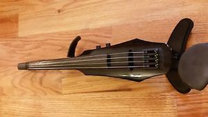 Black NS Design Wav 4 electric violin