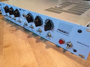 Peavey VMP-2, 2 channel Tube Mic Pre/EQ