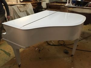 White High Gloss Baby Grand Piano
