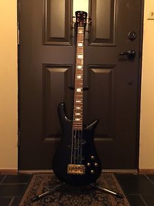Spector Euro 4LX 4 String Bass - With Hard case