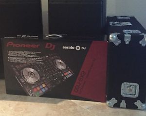 Pioneer DDJSX2 Professional DJ Controller with Grundorf Carpet Case