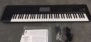 KORG  Krome 73-Key Synthesizer Workstation
