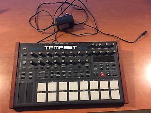 Dave Smith Instruments TEMPEST Analog Drum Machine