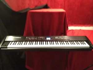 Roland RD-700SX 88 keys Weighted Keyboard-Great Shape-FREE SHIPPING!!!!
