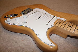 Fender 70s Stratocaster Strat Classic Series Mexican with DiMarzio humb upgrade